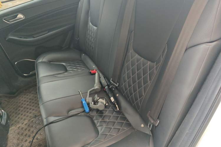 Used Chery Arrizo GX 2018 1.5T CVT Color Version China V Standard Left Rear Seat
