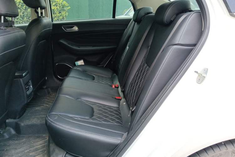 Used Chery Arrizo GX 2018 1.5T CVT Color Version China V Standard Left Rear Seat