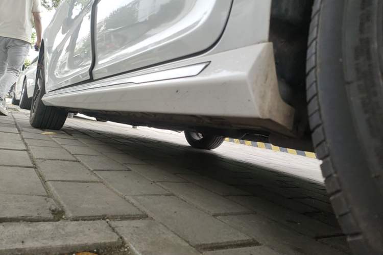 Used Chery Arrizo GX 2018 1.5T CVT Color Version China V Standard Left Side Sill