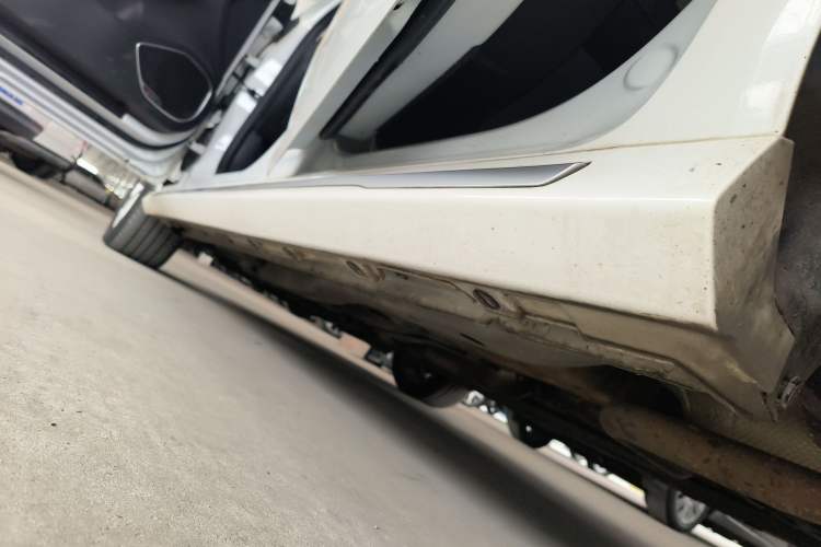 Used Chery Arrizo GX 2018 1.5T CVT Dynamic Color Version China V Standard Left Side Sill