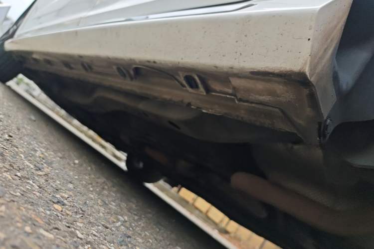 Used Chery Arrizo GX 2018 1.5T CVT Color Version China V Standard Left Side Sill