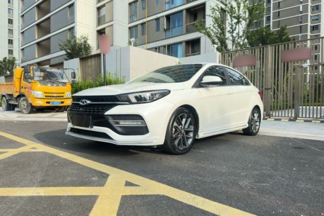 Ojetý Chery Arrizo GX 2018 1.5T CVT Color Version China V Standard