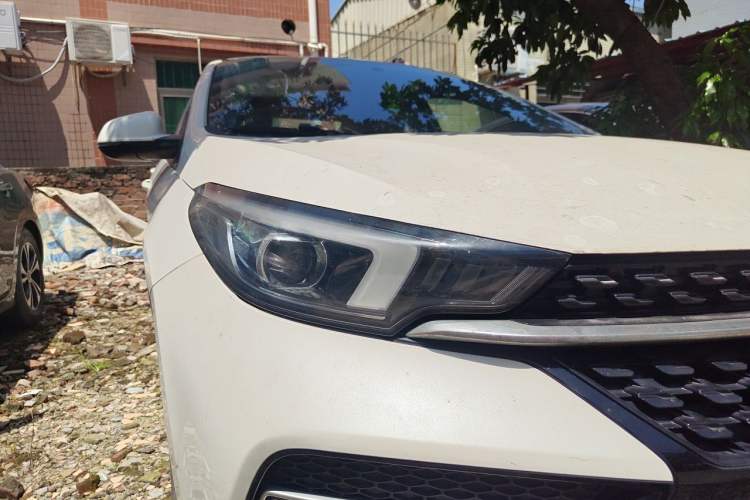 Used Chery Arrizo GX 2018 1.5T Manual Sport Edition China V Standard Right Front Headlight