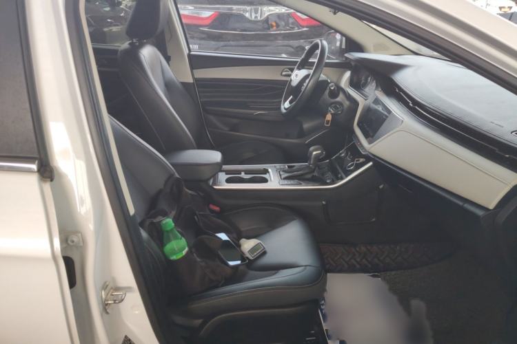 Used Chery Arrizo GX 2018 1.5T CVT Dynamic Color Version China V Standard Right Front Seat