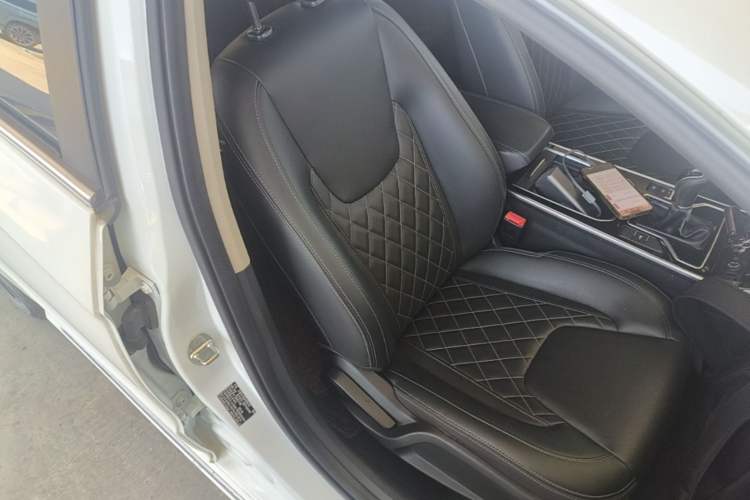 Used Chery Arrizo GX 2018 1.5T Manual Version Emission Standard China V Right Front Seat