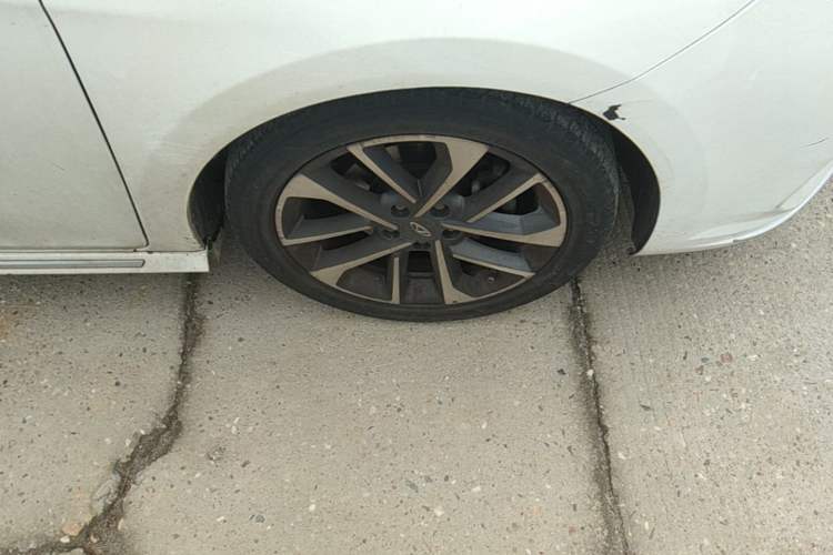 Used Chery Arrizo GX 2018 1.5T CVT Color Version China V Standard Right Front Wheel Hub
