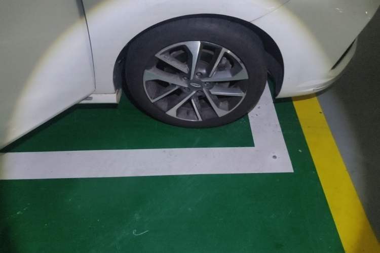 Used Chery Arrizo GX 2018 1.5T Manual Version Emission Standard China V Right Front Wheel Hub