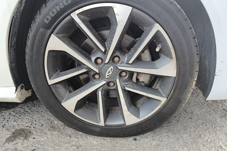Used Chery Arrizo GX 2018 1.5T CVT Color Version China V Standard Right Front Wheel Hub