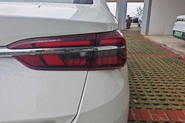 Used Chery Arrizo GX 2018 1.5T CVT Dynamic Color Version China V Standard Right Rear Taillight