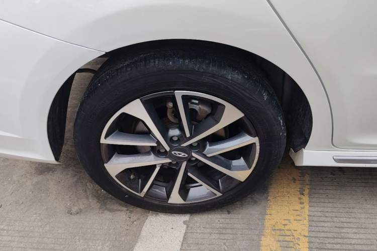 Used Chery Arrizo GX 2018 1.5T Manual Version Emission Standard China V Right Rear Wheel Hub