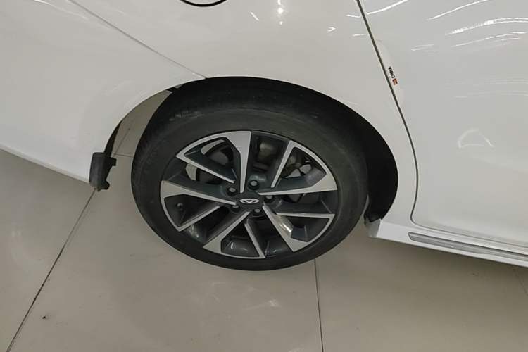 Used Chery Arrizo GX 2018 1.5T Manual Version Emission Standard China V Right Rear Wheel Hub