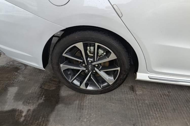 Used Chery Arrizo GX 2018 1.5T CVT Color Version China V Standard Right Rear Wheel Hub