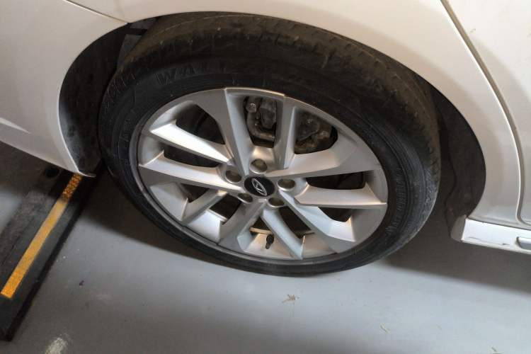 Used Chery Arrizo GX 2018 1.5T Manual Sport Edition China V Standard Right Rear Wheel Hub
