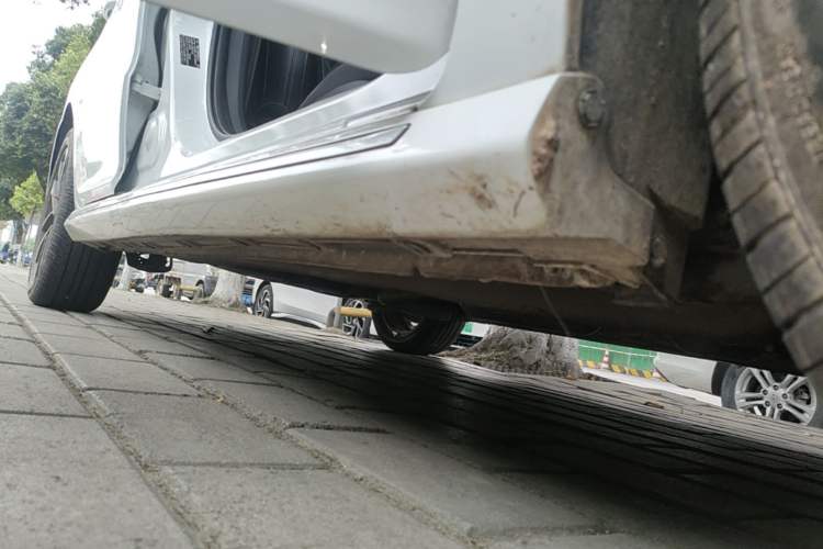 Used Chery Arrizo GX 2018 1.5T CVT Color Version China V Standard Right Side Sill