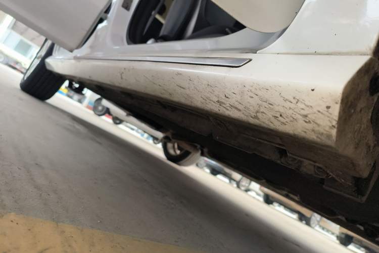 Used Chery Arrizo GX 2018 1.5T CVT Dynamic Color Version China V Standard Right Side Sill