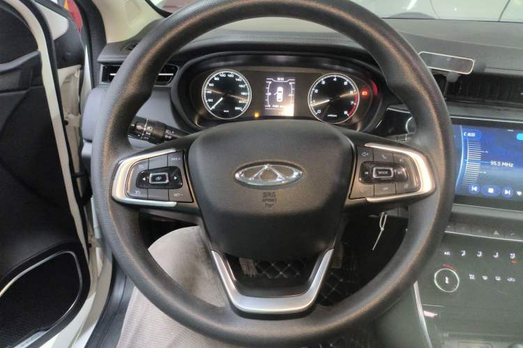 Used Chery Arrizo GX 2018 1.5T Manual Sport Edition China V Standard Steering Wheel
