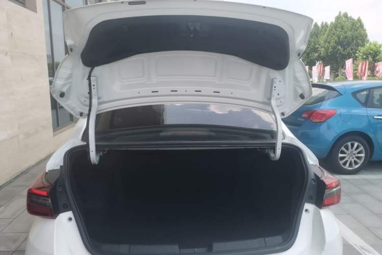 Used Chery Arrizo GX 2018 1.5T CVT Color Version China V Standard Trunk