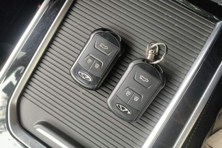 Used Chery Arrizo GX 2018 1.5T CVT Color Version China V Standard Vehicle Key