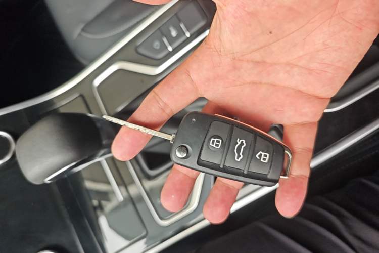 Used Chery Arrizo GX 2018 1.5T CVT Dynamic Color Version China V Standard Vehicle Key