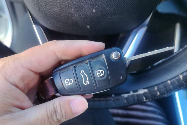 Used Chery Arrizo GX 2018 1.5T CVT Dynamic Color Version China V Standard Vehicle Key
