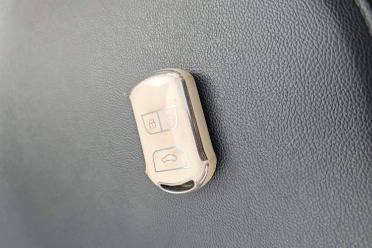 Used Chery Arrizo GX 2018 1.5T CVT Color Version China V Standard Vehicle Key