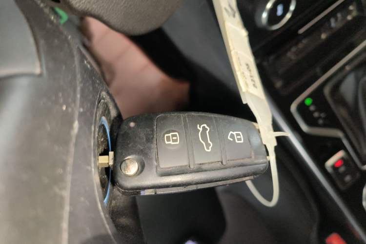 Used Chery Arrizo GX 2018 1.5T CVT Dynamic Color Version China V Standard Vehicle Key