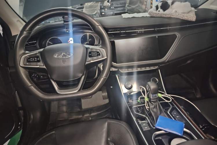 Used Chery Arrizo GX 2019 Pro 1.5T CVT Model Color Version China VI Standard Center Console