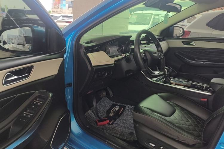Used Chery Arrizo GX 2019 1.5T CVT New Color Version China VI Standard Driver Seat