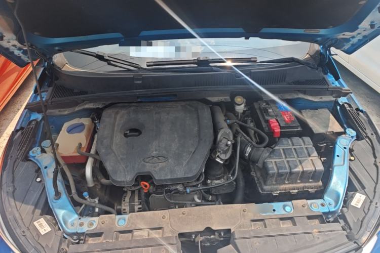 Used Chery Arrizo GX 2019 1.5T CVT New Color Version China VI Standard Engine Bay