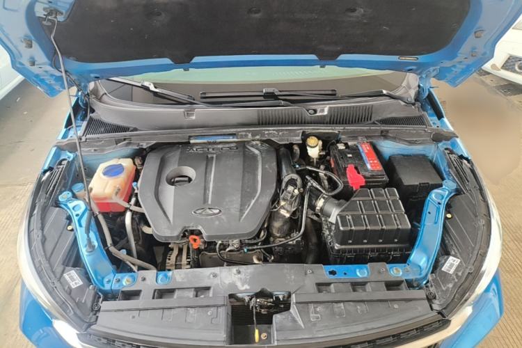 Used Chery Arrizo GX 2019 1.5T CVT New Color Version China VI Standard Engine Bay