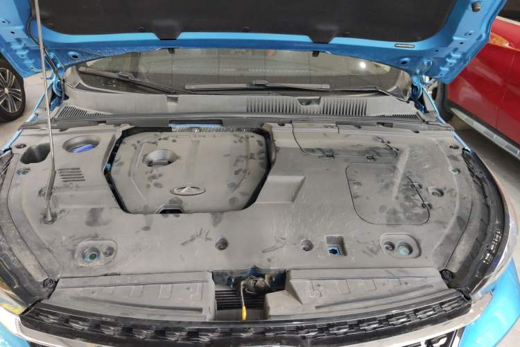 Used Chery Arrizo GX 2019 Pro 1.5T CVT Smart Color Version China VI Standard Engine Bay
