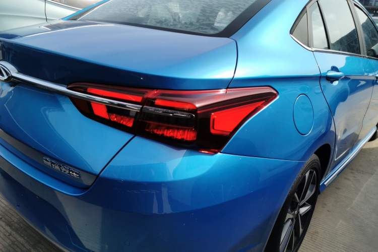Used Chery Arrizo GX 2019 Pro 1.5T CVT Model Color Version China VI Standard Exterior 3