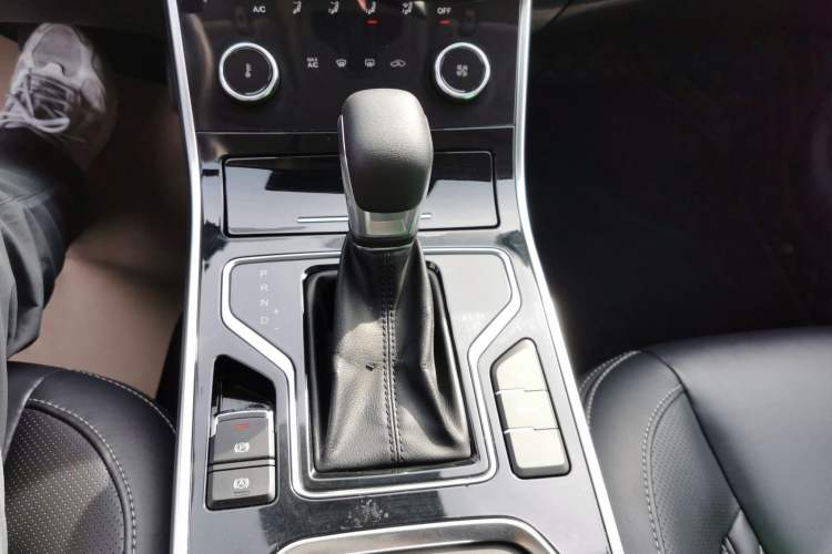 Used Chery Arrizo GX 2019 Pro 1.5T CVT Model Color Version China VI Standard Gear Lever