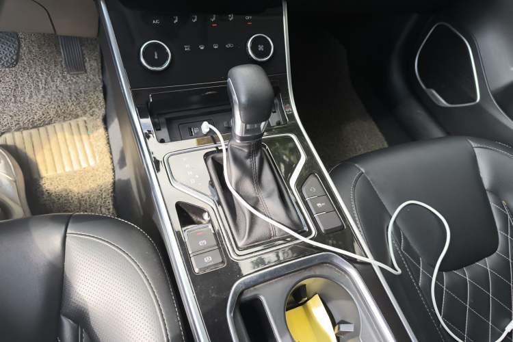 Used Chery Arrizo GX 2019 Champion Edition 1.5L CVT Elite Model Gear Lever