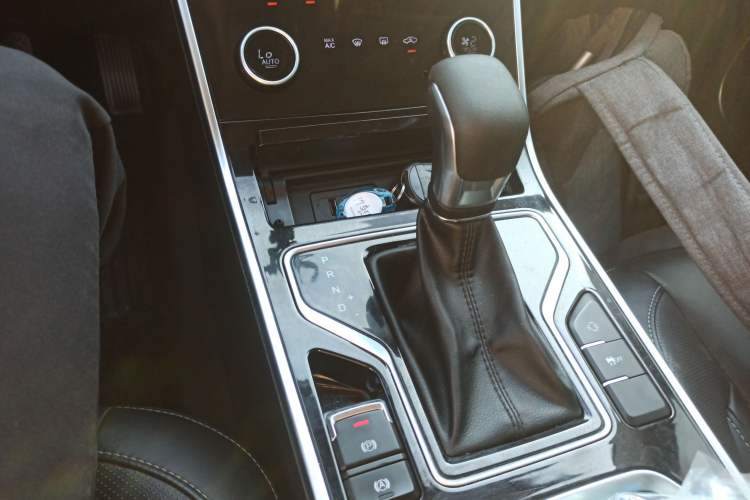 Used Chery Arrizo GX 2019 Pro 1.5T CVT Smart Color Version China VI Standard Gear Lever