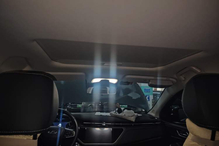 Used Chery Arrizo GX 2019 Pro 1.5T CVT Model Color Version China VI Standard Headliner