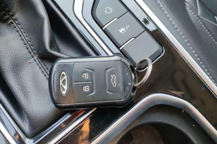 Used Chery Arrizo GX 2019 1.5T CVT New Color Version China VI Standard Interior 1