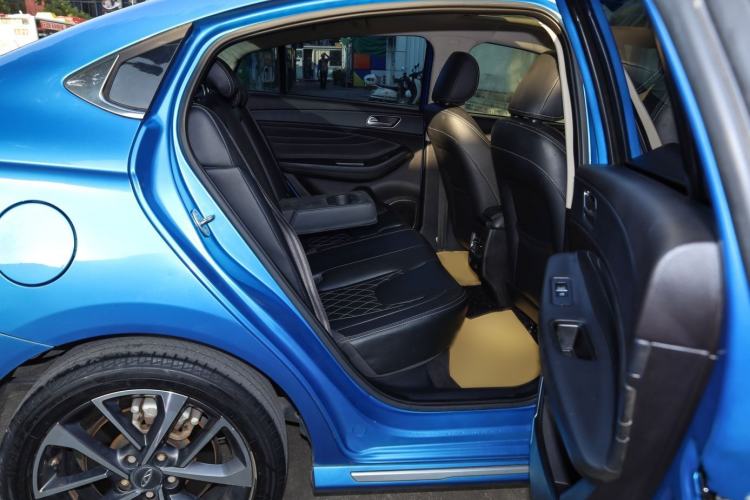 Used Chery Arrizo GX 2019 Pro 1.5T CVT Smart Color Version China VI Standard Interior 10