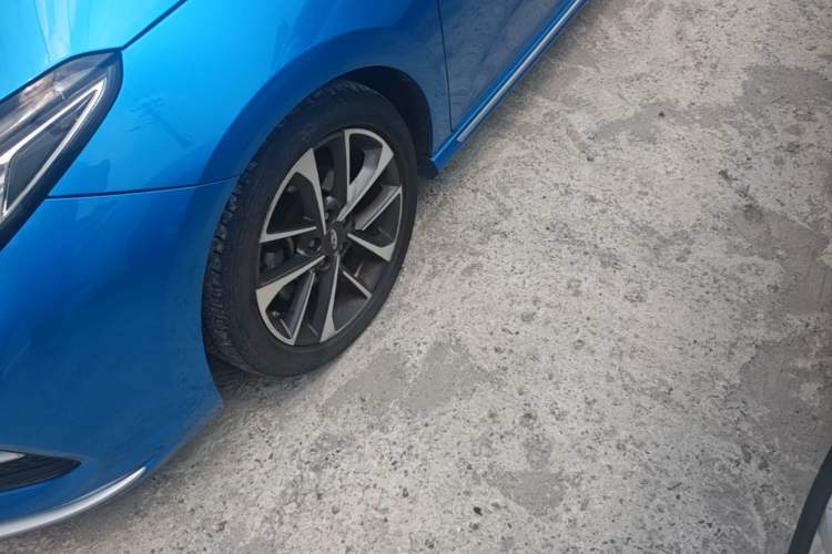 Used Chery Arrizo GX 2019 1.5T CVT New Color Version China VI Standard Left Front Wheel Hub