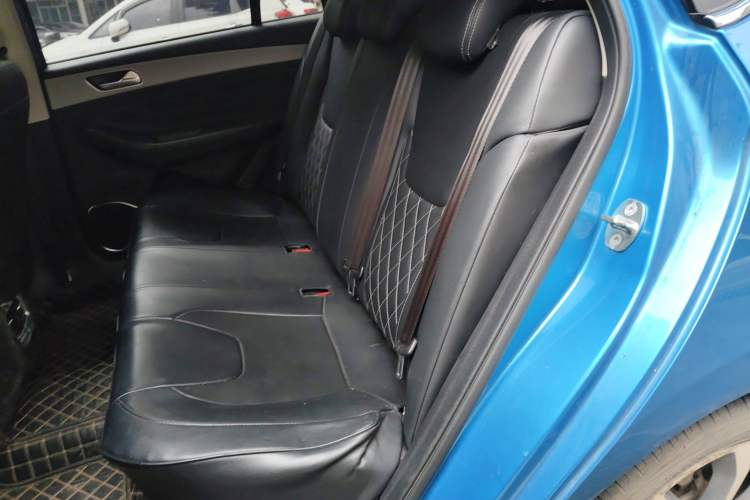 Used Chery Arrizo GX 2019 1.5T Manual New Color Version China V Standard Left Rear Seat