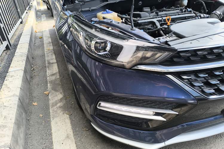 Used Chery Arrizo GX 2019 Champion Edition 1.5L CVT Elite Model Right Front Headlight