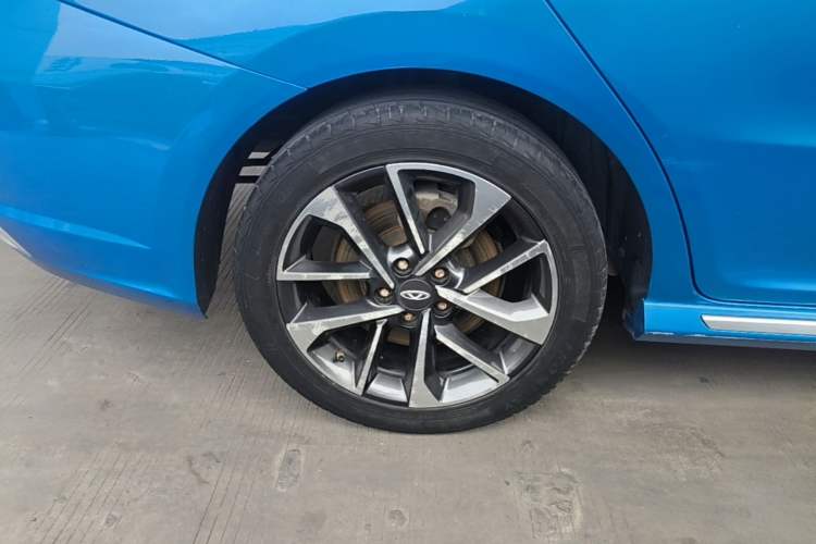 Used Chery Arrizo GX 2019 1.5T CVT New Color Version China VI Standard Right Rear Wheel Hub
