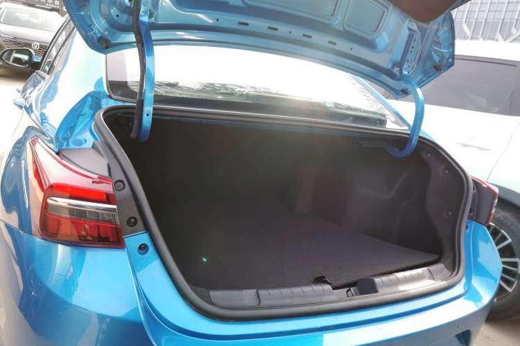 Used Chery Arrizo GX 2019 Pro 1.5T CVT Model Color Version China VI Standard Trunk