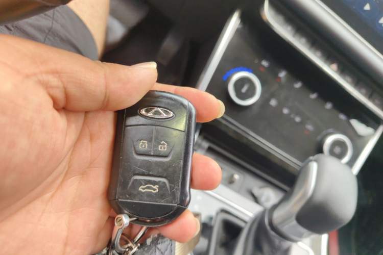 Used Chery Arrizo GX 2019 Pro 1.5T CVT Model Color Version China VI Standard Vehicle Key