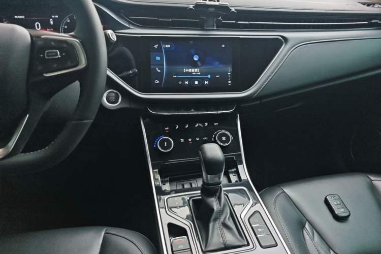 Used Chery Arrizo GX 2019 Pro 1.5T CVT Model Color Version China VI Standard Audio And AC Panel