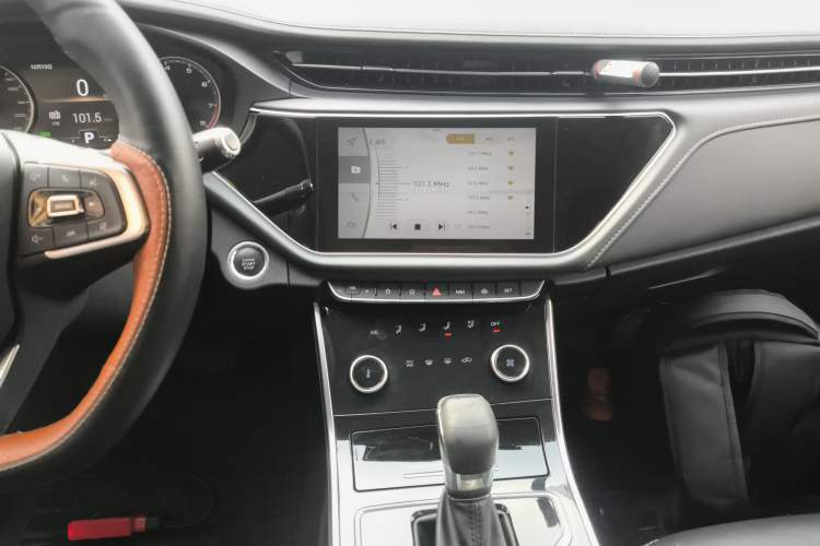Used Chery Arrizo GX 2019 Pro 1.5T CVT Model Color Version China VI Standard Audio And AC Panel