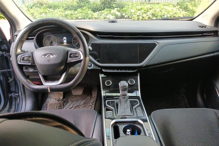 Used Chery Arrizo GX 2019 Pro 1.5T CVT Model Color Version China VI Standard Center Console