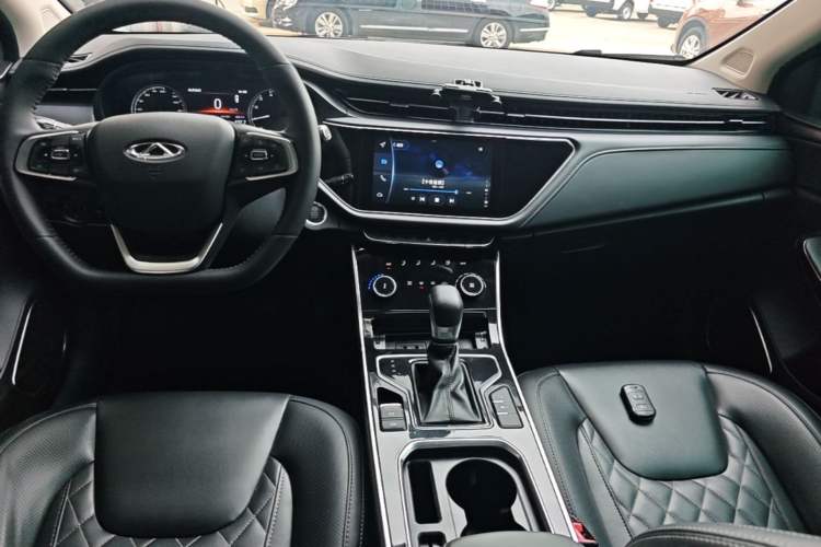 Used Chery Arrizo GX 2019 Pro 1.5T CVT Model Color Version China VI Standard Center Console