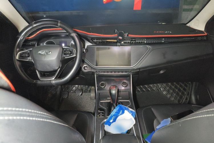 Used Chery Arrizo GX 2019 Pro 1.5T Manual Sporty Edition China VI Standard Center Console