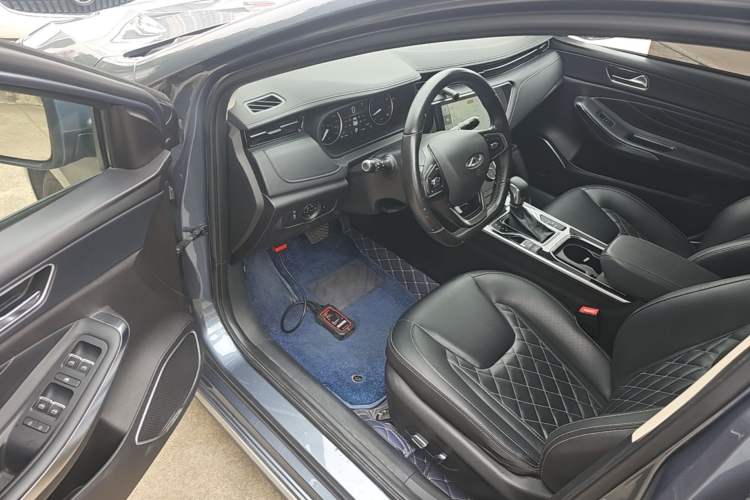 Used Chery Arrizo GX 2019 Pro 1.5T CVT Model Color Version China VI Standard Driver Seat
